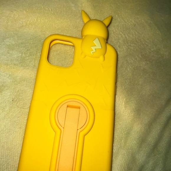 iPhone 11 case - Picture 9 of 12